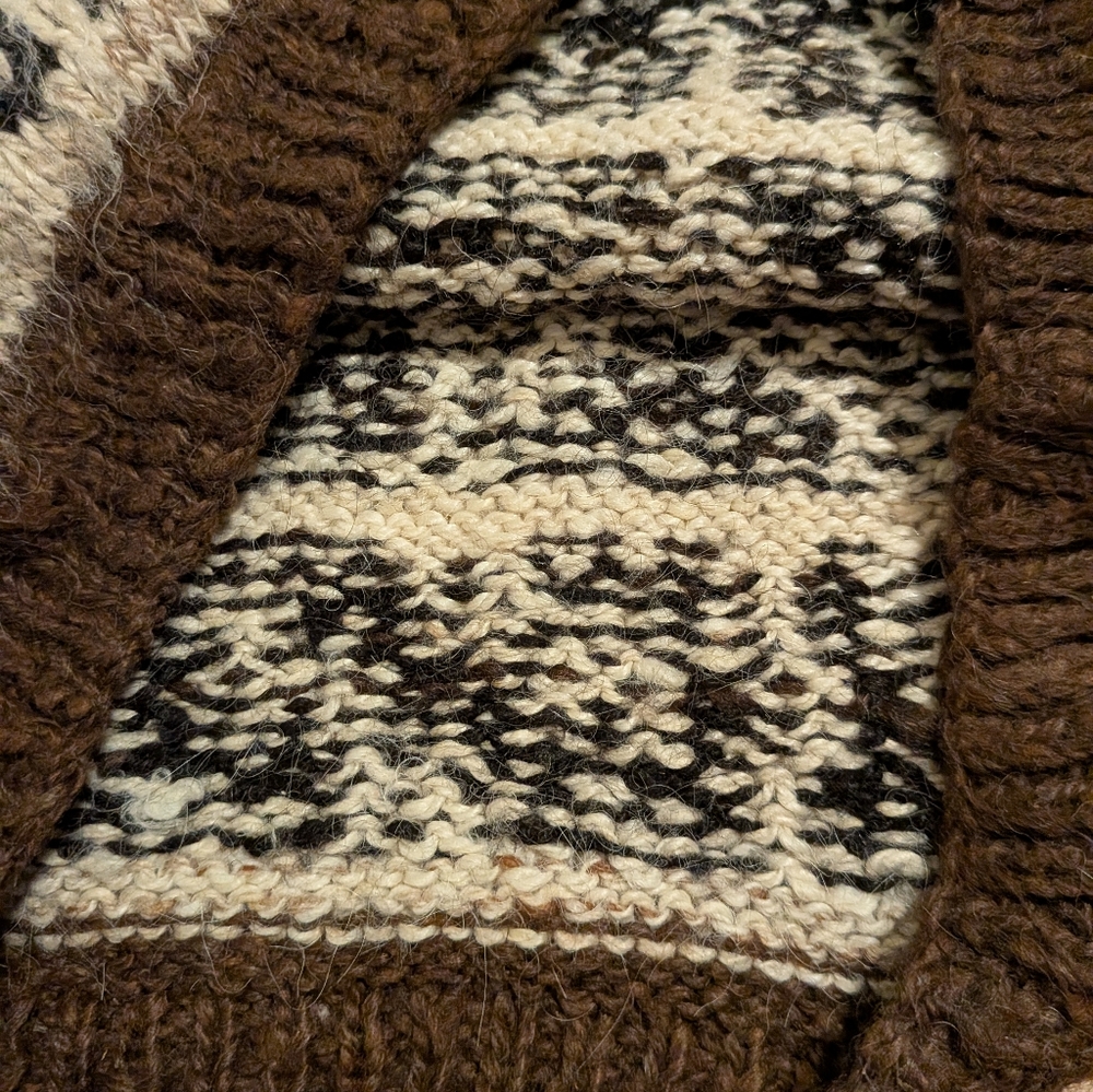 Vintage Brown And White Handmade Alpaca/Llama? Sweater Size Small As Is - Picture 10 of 11